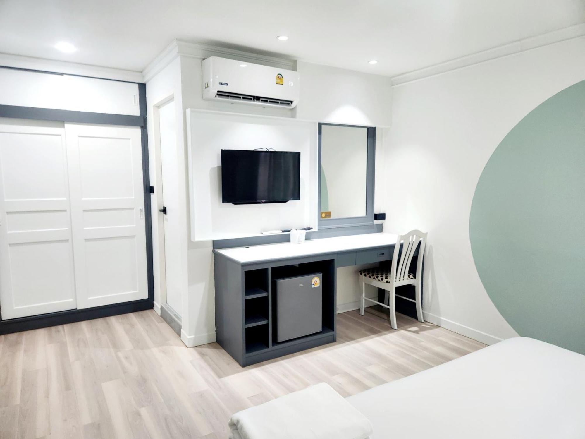 Seatel Phuket, Patong Beach Eksteriør bilde