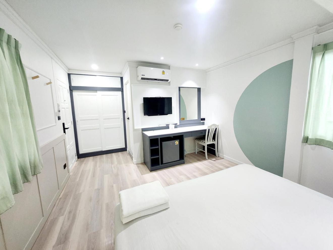 Seatel Phuket, Patong Beach Eksteriør bilde