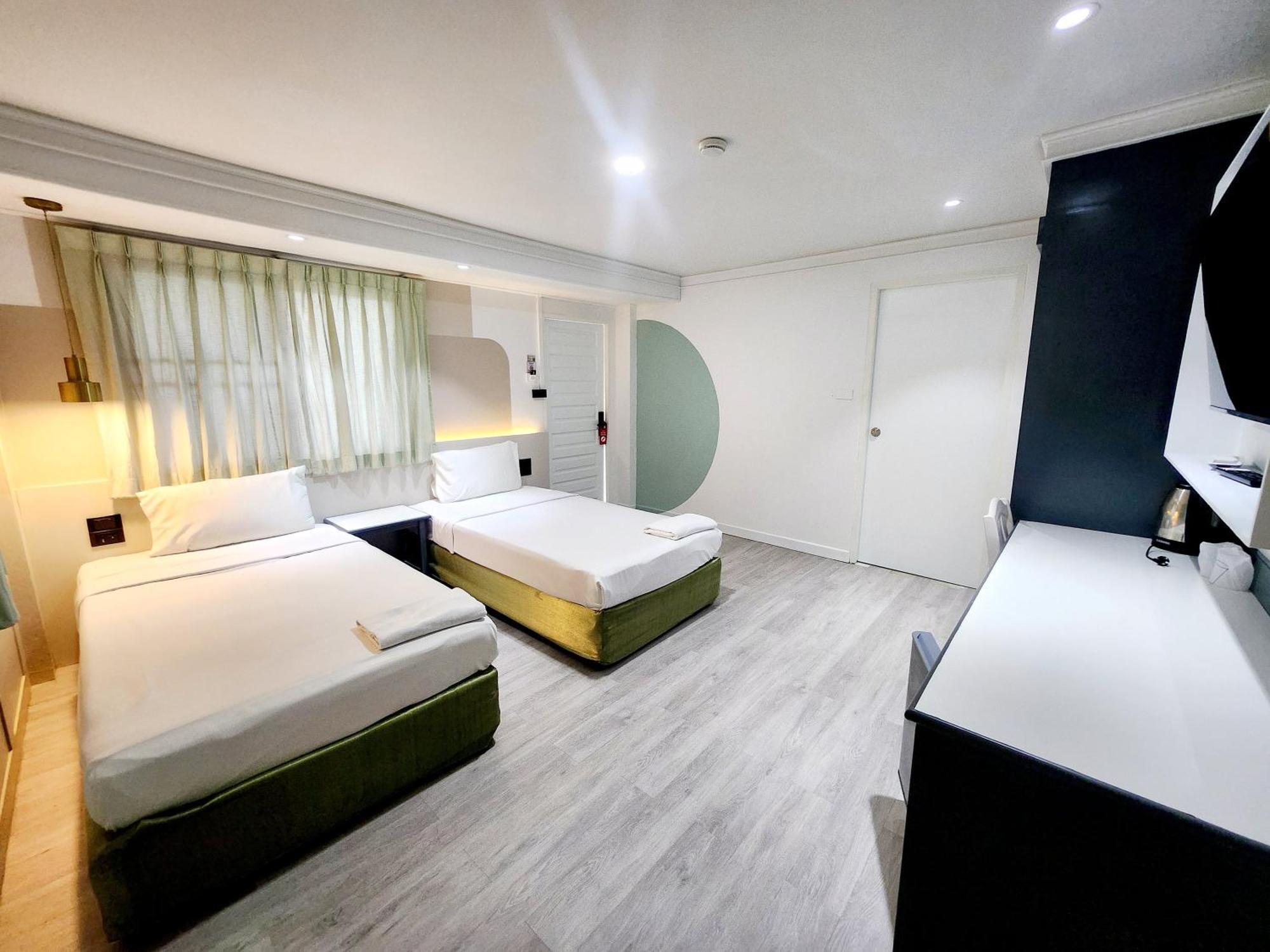 Seatel Phuket, Patong Beach Eksteriør bilde