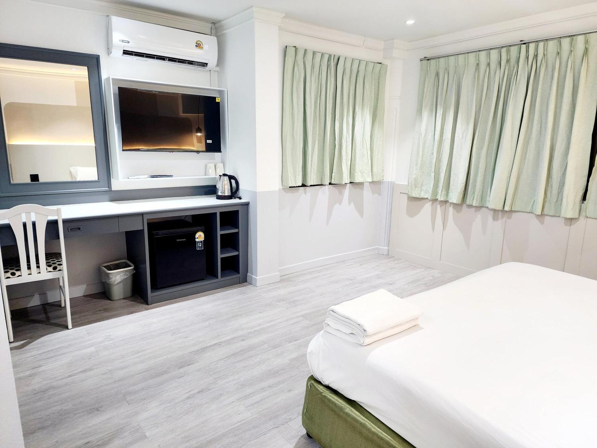 Seatel Phuket, Patong Beach Eksteriør bilde